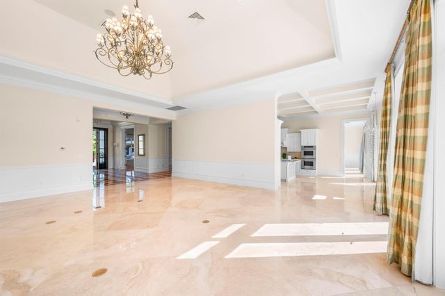 100 Harbor Way, Jupiter Island, FL 33455