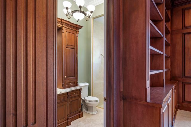 100 Harbor Way, Jupiter Island, FL 33455