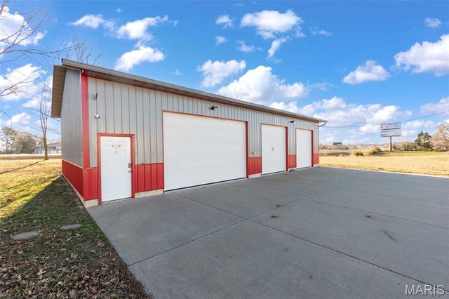 1512 Old St Mary's Road, Perryville, MO 63775