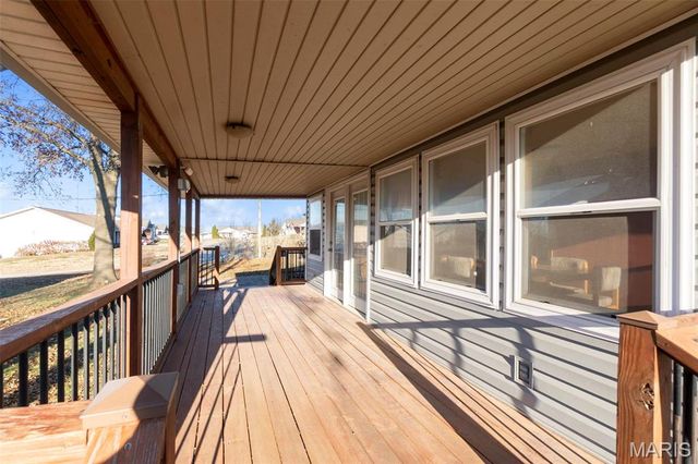 1512 Old St Mary's Road, Perryville, MO 63775