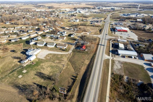 1512 Old St Mary's Road, Perryville, MO 63775