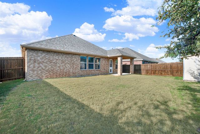 3204 Brazos Drive, Little Elm, TX 75068