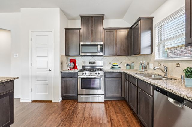 3204 Brazos Drive, Little Elm, TX 75068