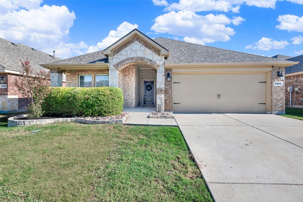 3204 Brazos Drive, Little Elm, TX 75068