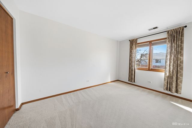 9832 Terrace Court E 2B, Palos Park, IL 60464