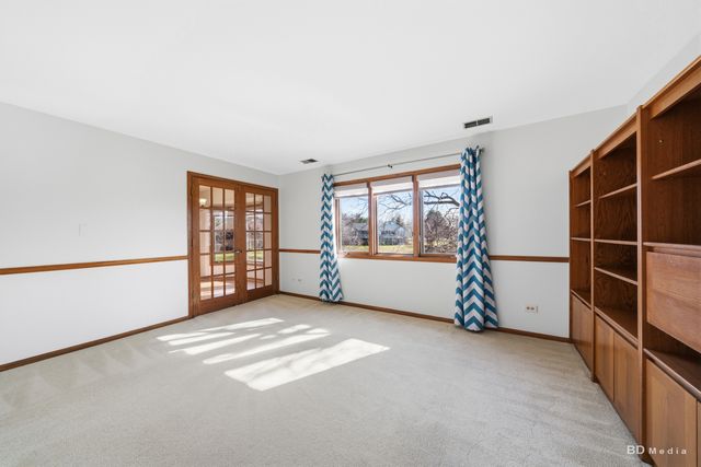 9832 Terrace Court E 2B, Palos Park, IL 60464