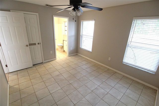 5525 PALMER BOULEVARD B, Sarasota, FL 34232