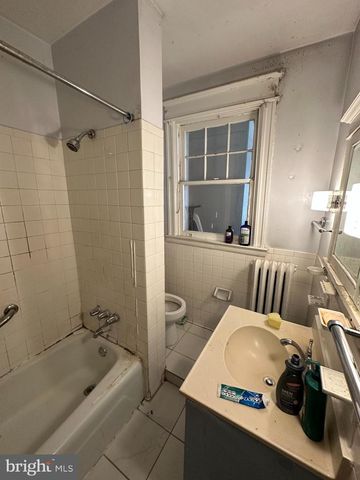 1122 HOLBROOK ST NE, Washington, DC 20002