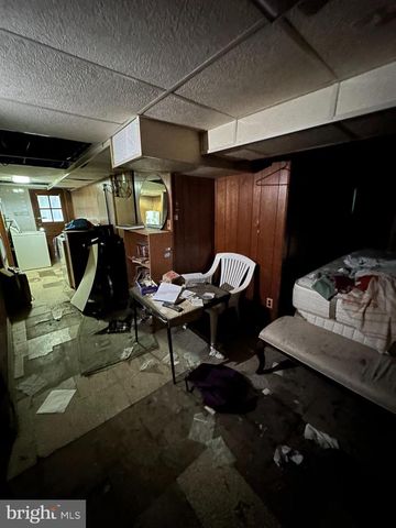 1122 HOLBROOK ST NE, Washington, DC 20002