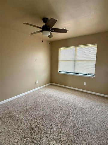5010 NE Dearborn Ave, Lawton, OK 73507