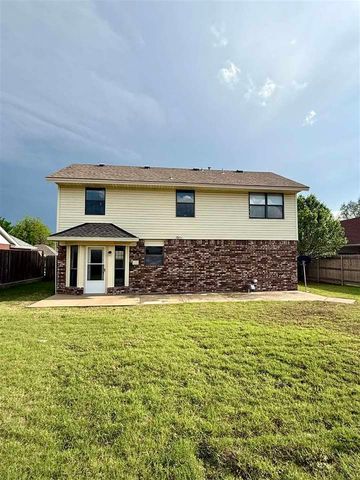 5010 NE Dearborn Ave, Lawton, OK 73507