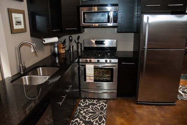 3106 Commerce 3104, Dallas, TX 75226