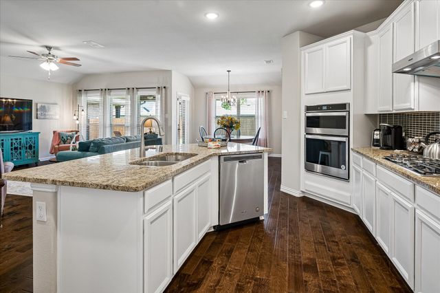 2912 Mulberry Avenue, Melissa, TX 75454