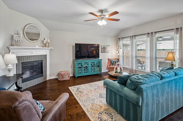 2912 Mulberry Avenue, Melissa, TX 75454