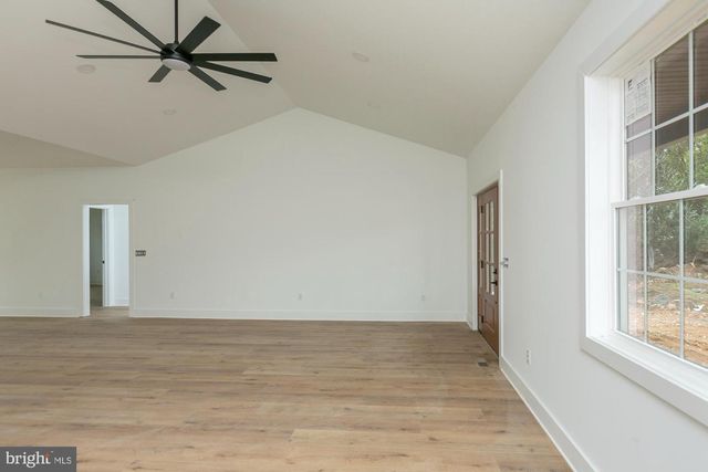 12324 APPLE HARVEST DR, Martinsburg, WV 25403