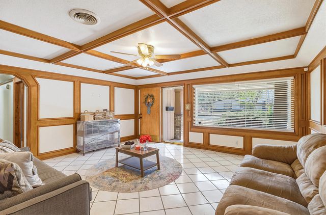 4210 44th Street, Lubbock, TX 79413