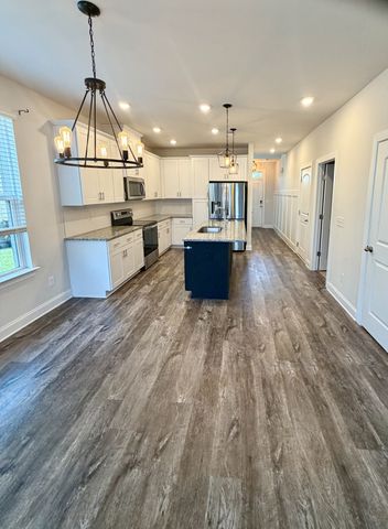 416 Deveron Dr, Gallatin, TN 37066