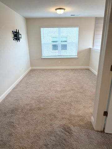 416 Deveron Dr, Gallatin, TN 37066