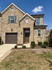 416 Deveron Dr, Gallatin, TN 37066