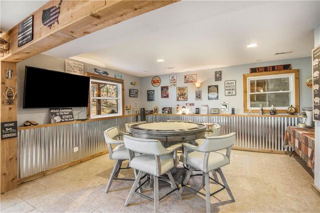 615 Lake Viking Terrace, Gallatin, MO 64640