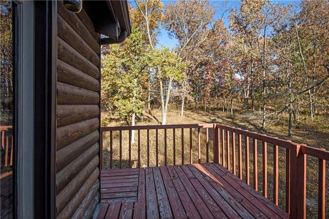 615 Lake Viking Terrace, Gallatin, MO 64640