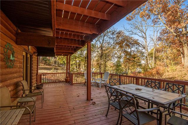 615 Lake Viking Terrace, Gallatin, MO 64640