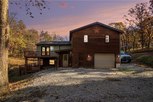 615 Lake Viking Terrace, Gallatin, MO 64640