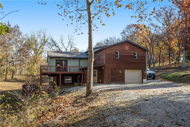 615 Lake Viking Terrace, Gallatin, MO 64640