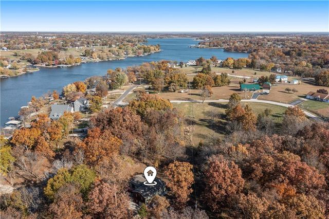 615 Lake Viking Terrace, Gallatin, MO 64640