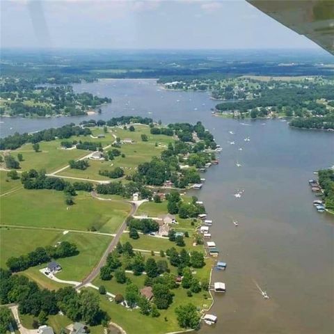 615 Lake Viking Terrace, Gallatin, MO 64640