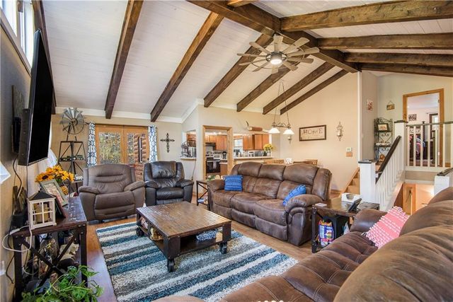 615 Lake Viking Terrace, Gallatin, MO 64640