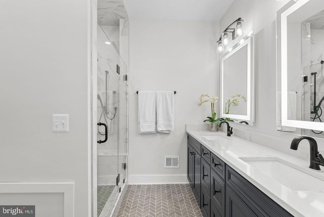 4422 FAIR LAKES CT, Fairfax, VA 22033