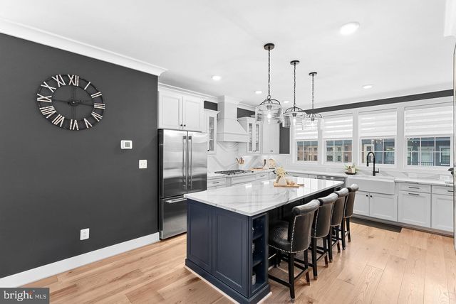 4422 FAIR LAKES CT, Fairfax, VA 22033