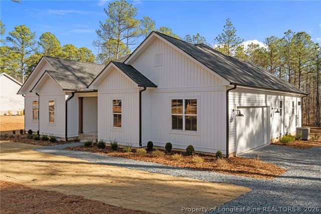 107 Lancashire Lane, West End, NC 27376