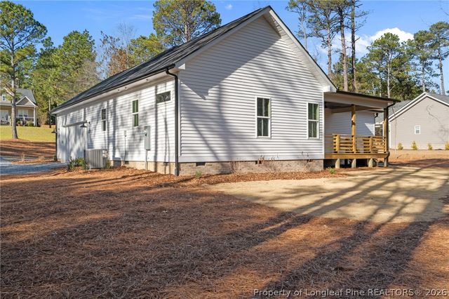 107 Lancashire Lane, West End, NC 27376