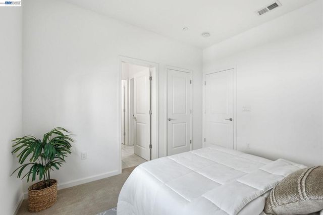 5526 Silver Way, Dublin, CA 94568