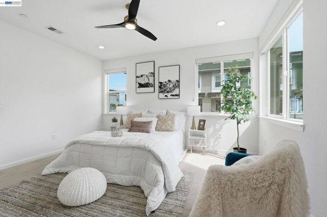 5526 Silver Way, Dublin, CA 94568