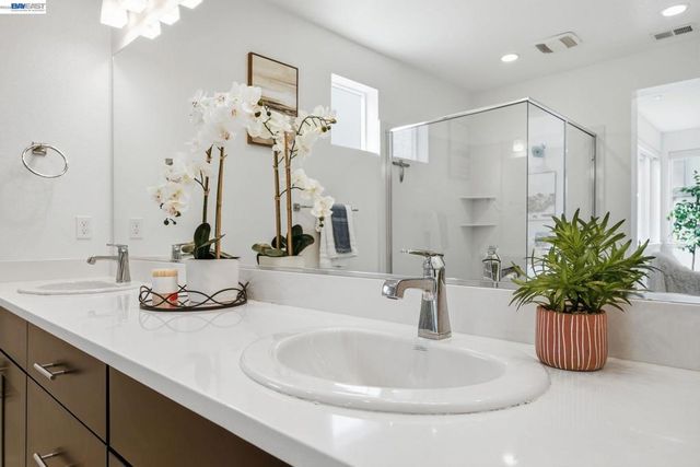 5526 Silver Way, Dublin, CA 94568