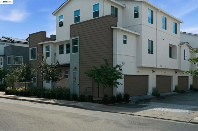 5526 Silver Way, Dublin, CA 94568