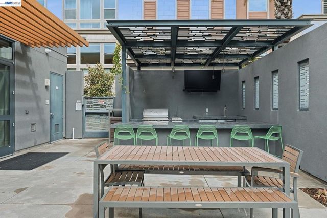 5526 Silver Way, Dublin, CA 94568