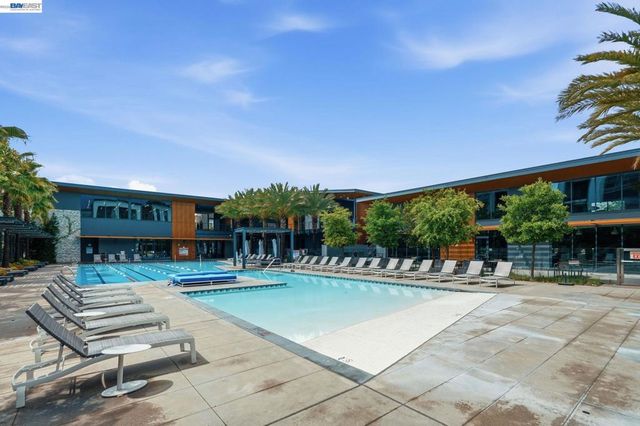 5526 Silver Way, Dublin, CA 94568