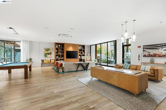 5526 Silver Way, Dublin, CA 94568