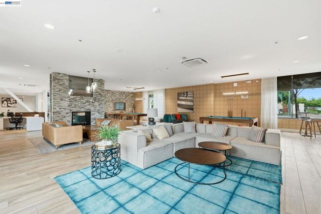 5526 Silver Way, Dublin, CA 94568