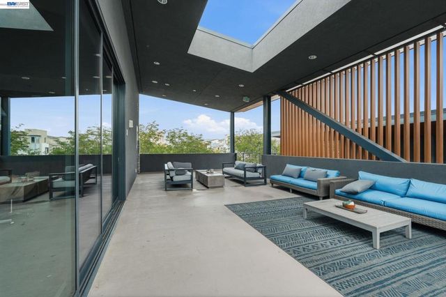 5526 Silver Way, Dublin, CA 94568