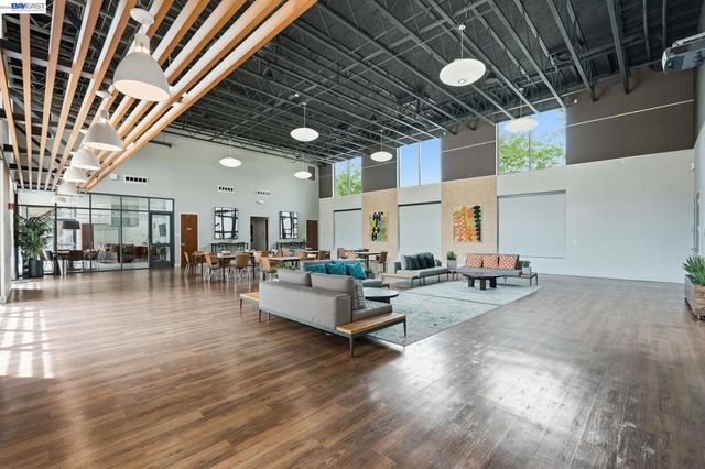 5526 Silver Way, Dublin, CA 94568