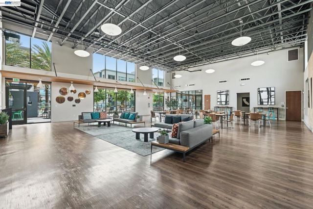 5526 Silver Way, Dublin, CA 94568
