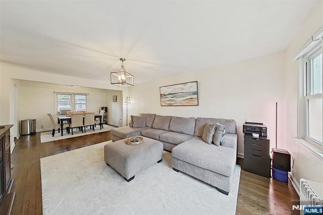 151 E Palisade 6D, Englewood, NJ 07631