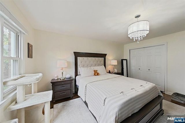 151 E Palisade 6D, Englewood, NJ 07631