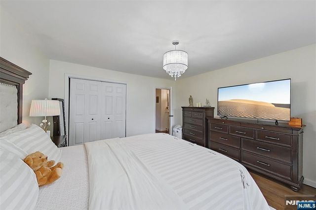 151 E Palisade 6D, Englewood, NJ 07631