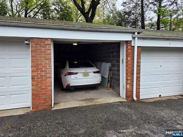 151 E Palisade 6D, Englewood, NJ 07631